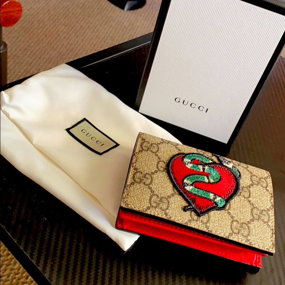 Gucci wallet